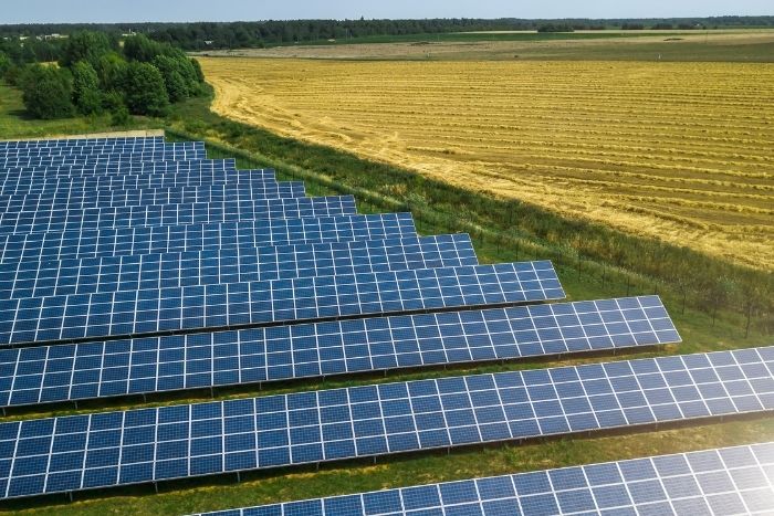 太陽光発電設置システム: 再生可能エネルギーの未来への道を開く