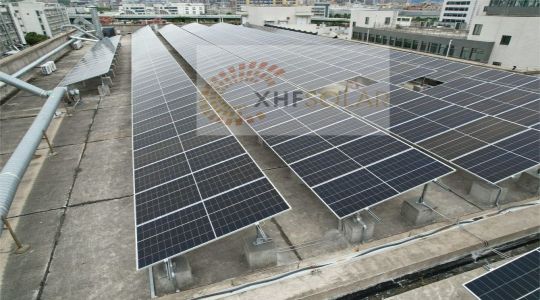 中国のフラットコンクリートソーラーマウント4.3MW
